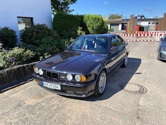 BMW M5 3,6L Macaoblau Top Zustand - Vollleder Schwarz