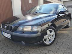 Bild des Angebotes Volvo S60 2.4 Aut. TÜV NEU Allwetterreifen NEU