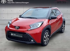 Bild des Angebotes Toyota Aygo X Team 1.0 ACC Apple CarPlay Android Auto SHZ Spurha