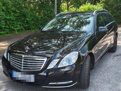 Bild des Angebotes Mercedes-Benz E 300 T CDI BlueEfficiency 7G-Tronic V6