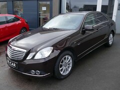 Bild des Angebotes Mercedes-Benz E 300 CDI Limousine Elegance Leder Schiebedach Navi Auto
