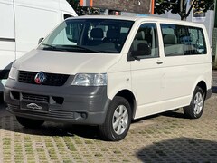 Bild des Angebotes VW T5 Caravelle 1.9 TDI/9.Sitze/KLIMA/2.H/AHK/TOP