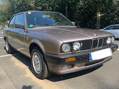 Bild des Angebotes BMW 316 316i H-Kennzeichen TÜV bis 03/27