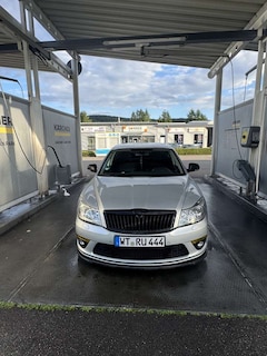 Bild des Angebotes Skoda Octavia 1.8 TSI DSG Laurin & Klement