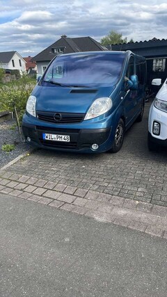 Bild des Angebotes Opel Vivaro 2.5 CDTI L1H1 Tour
