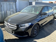 Mercedes-Benz B 250 e Plug-In Teil-Leder Tempomat dig.Cockpit