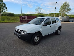Bild des Angebotes Dacia Duster Essentiel 4x2_Benzin_2.Hand_Anhängerkupplung