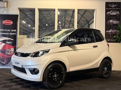 Bild des Angebotes Aixam City Sport S9 Weiss 8 PS Mopedauto Microcar 45KM