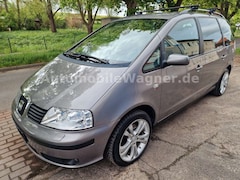 SEAT Alhambra Sport Edition neuer Motor bei 125 TKM !