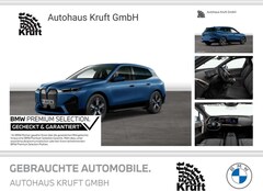 Bild des Angebotes BMW iX xDrive40 SPORTPAKET+HUD+KAMERA+LM21+DAB