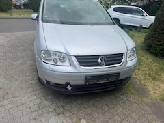 Bild des Angebotes VW Touran Highline