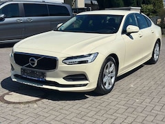 Bild des Angebotes Volvo S90 D3 Momentum*Navi*PDC*LED*Org.Schwarz*
