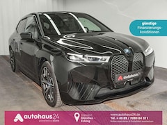 Bild des Angebotes BMW iX xDrive50 Laser|Pano|AHK|360°|B&W