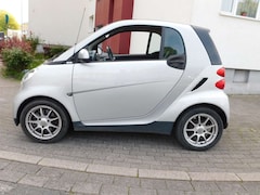 Bild des Angebotes smart forTwo coupe Micro Hybrid Drive 52 kW/SERVO