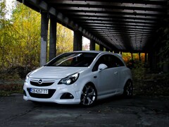 Bild des Angebotes Opel Corsa 1.6 Turbo OPC