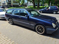 Bild des Angebotes Mercedes-Benz E 280 E 280 T Elegance 4-Matic