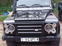 Bild des Angebotes Land Rover Defender 110 Station Wagon SE