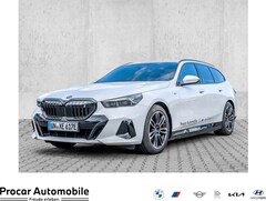 Bild des Angebotes BMW i5 eDrive40 Touring  M Sport Pro + HuD+LED+ DA Prof.