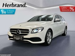 Bild des Angebotes Mercedes-Benz E 250 T-Avantgarde Multibeam Carplay Widescreen