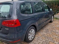 Bild des Angebotes VW Bus Sharan 2.0 TDI DSG BlueMotion Technology Cup