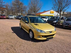 Bild des Angebotes Peugeot 206 Tendance*166TKm*Klima*SHZ*TÜV10.2026