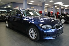 Bild des Angebotes BMW 318 318d Advantage 1.HAND LED - Navi - Shz.