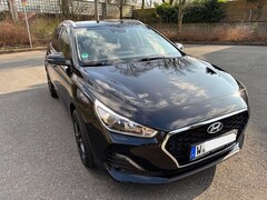 Bild des Angebotes Hyundai i30 i30 Kombi Kombi 1.4 T-GDI Premium
