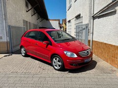 Bild des Angebotes Mercedes-Benz B 170 *Automatik*Klima*PDC*integr.Kindersitz*1.Hd