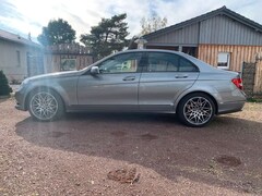 Bild des Angebotes Mercedes-Benz C 220 C 220 CDI 4Matic 7G-TRONIC Avantgarde