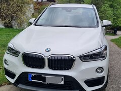 Bild des Angebotes BMW X1 sDrive18i Automatik, AHK, 68Tkm, Nichtraucher