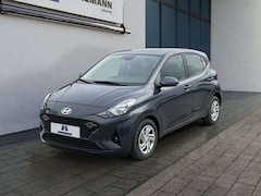 Bild des Angebotes Hyundai i10 1.0 Comfort -NAVI-KAMERA-EINPARKHILFE-CARPLAY