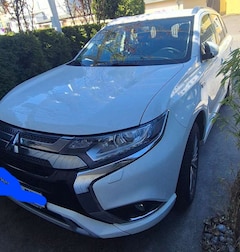 Bild des Angebotes Mitsubishi Outlander Outlander 2.4 4WD Plug-In Hybrid Spirit