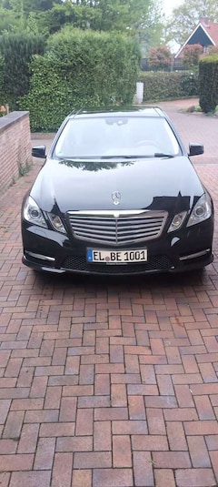 Bild des Angebotes Mercedes-Benz E 500 E 500 4Matic BlueEFFICIENCY 7G-TRONIC Elegance