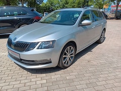 Bild des Angebotes Skoda Octavia Combi Drive Apple CarPlay PDC