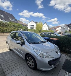 Bild des Angebotes Peugeot 207 120 Automatik Sport