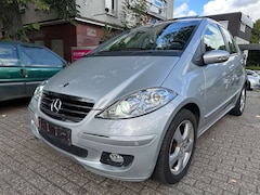 Bild des Angebotes Mercedes-Benz A 170 AVANTGARDE *Automatik*Panorama-Dach*Xenon*