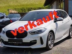 Bild des Angebotes BMW 120 i Aut. M-Sport Navi SHZ PDC DAB dunkle Scheiben