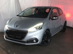 Bild des Angebotes Peugeot 208 1.2 PURE TECH ALLURE KLIMAPDC SHZ SPORT LMF