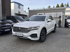 Bild des Angebotes VW Touareg eHybrid Atmosphere Panorama AHK