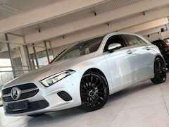 Bild des Angebotes Mercedes-Benz A 180 d/BUSINESS-PAKET/NAVI/TEILLEDER/18-ZOLL