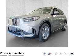 Bild des Angebotes BMW iX1 xDrive30 xLineNAVI+DA+Komfortzg.+Adapt. LED +SHZ
