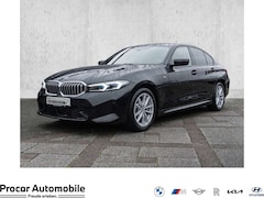 Bild des Angebotes BMW 330 i xDrive Glasdach, M Sportpaket, Komfortzugang, Dr