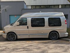 Bild des Angebotes Chevrolet Express GMC Truck / Chevrolet Van Starcraft