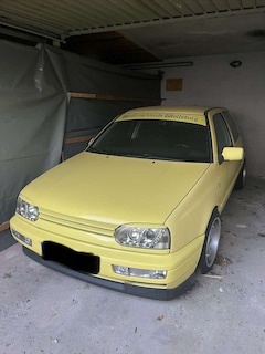 VW Golf 1.6