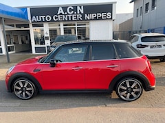 Bild des Angebotes MINI Cooper Yours Trim Pano Kamera LED Navi Head-Up
