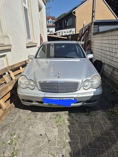 Bild des Angebotes Mercedes-Benz 180