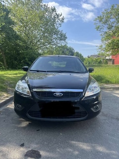 Ford Focus 1.6 16V Black Magic