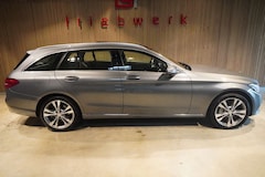 Bild des Angebotes Mercedes-Benz C 400 C 400 T 4Matic -BRD-U-frei-Pano-Headup-ACC