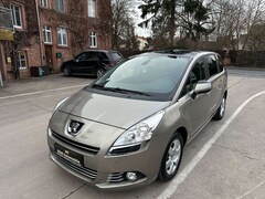 Bild des Angebotes Peugeot 5008 1.6Premium/AHK/Panorama/Sitzheizung/Tüv neu