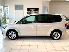 Bild des Angebotes VW Touran 1,6 TDI Style BMT/ Navi/Klima/Alus